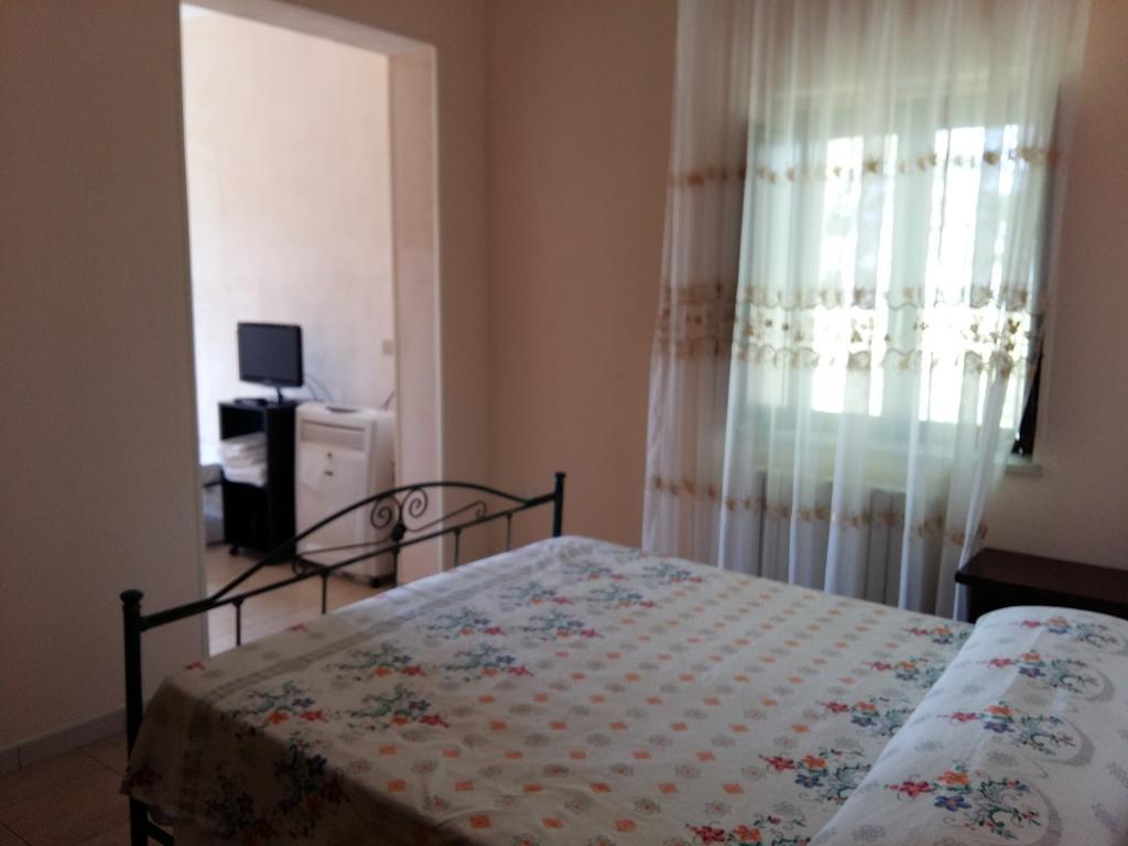 La Mortella Agriturismo 로톤델라 객실 사진